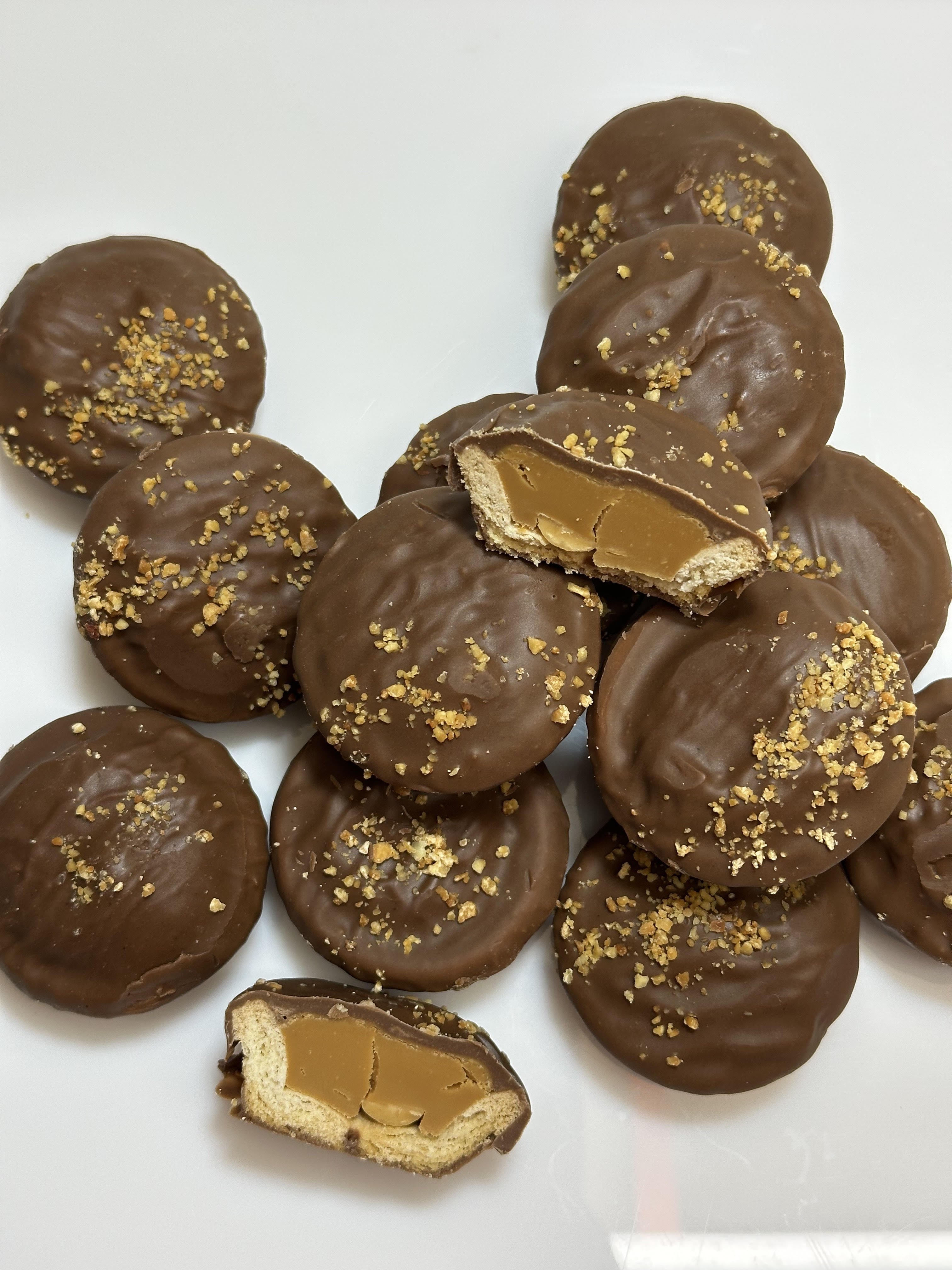 Peanut mini tart