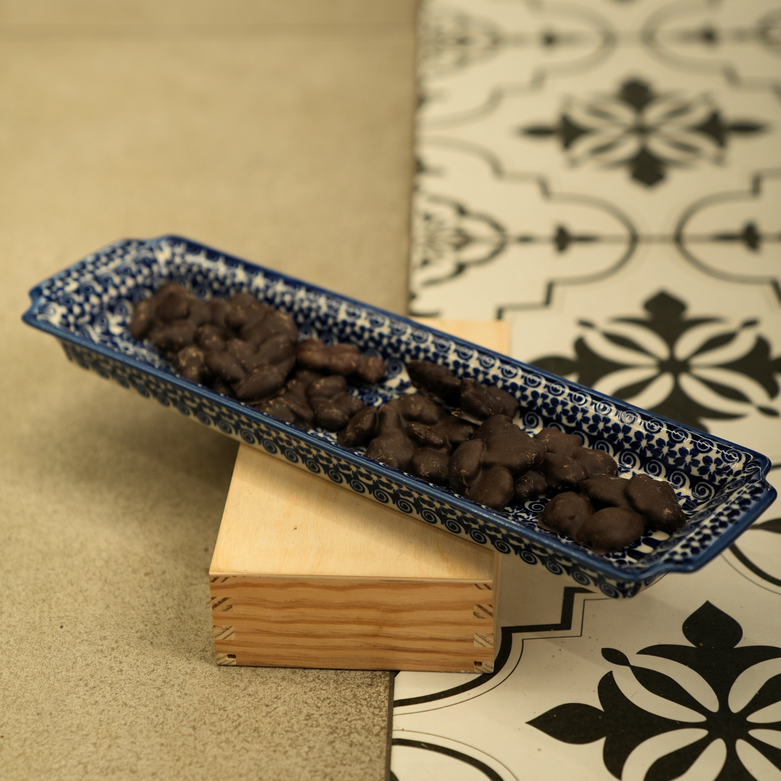 Walnuts in chocolate